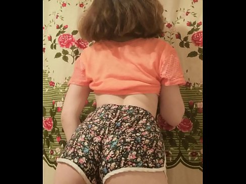 ❤️ Garota jovem e sexy tirando seus shorts da câmera Sexo em porno pt-br.xxxnd-com.ru